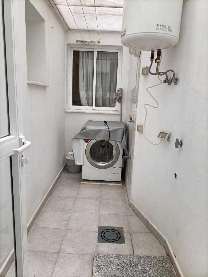 Sunny-Harbour Apartment อาโรนา ภายนอก รูปภาพ